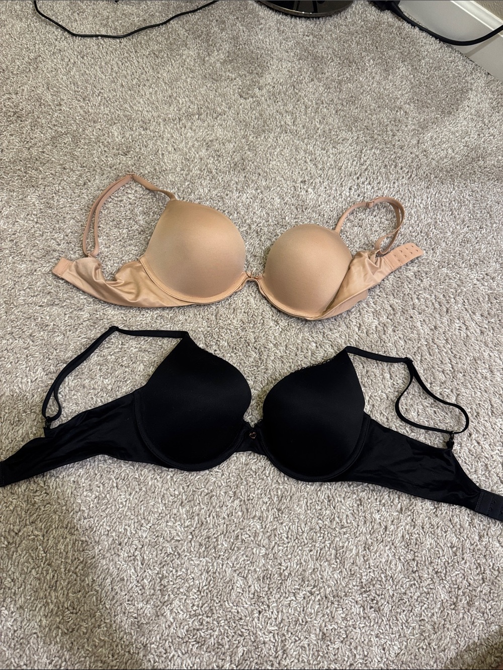 32D Victorias secret wired push up bra